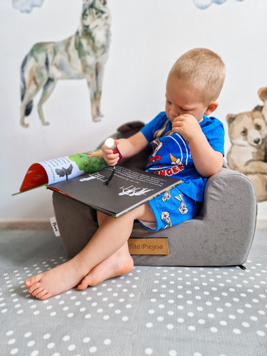 Personalisierter Schaumstoffsessel für Kinder hellgrau