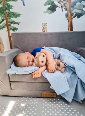 Rozkładana personalizowana sofa piankowa dziecięca szara+sarenki
