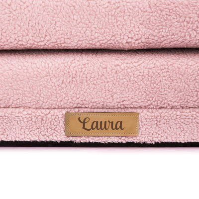 Rozkładana personalizowana sofa piankowa dziecięca - baranek różowy