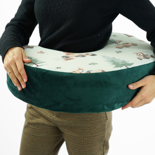 Poduszka FASOLKA do karmienia z pianki - leśne zwierzątka + butelkowa zieleń