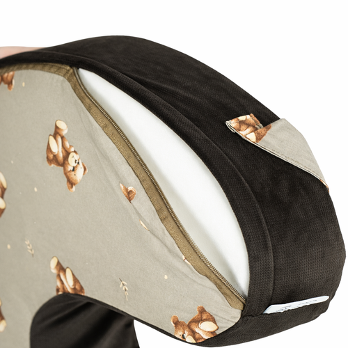 Feeding pillow - pink with white dots