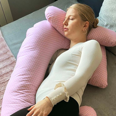 Maternity pillow type C powder pink with white dots