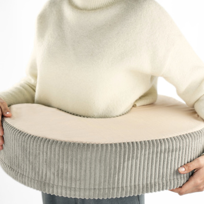 Feeding pillow - pink with white dots