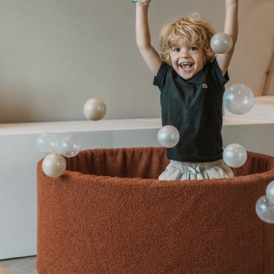 Personalized Ball Pit chocolate Teddy + 200 Balls