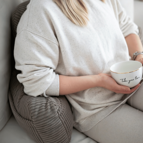 Flumi Rückenlehne Lesekissen für Erwachsene mit Armlehnen und Taschen - Kord beige