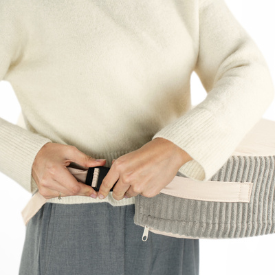 Poduszka FASOLKA do karmienia z pianki - beż